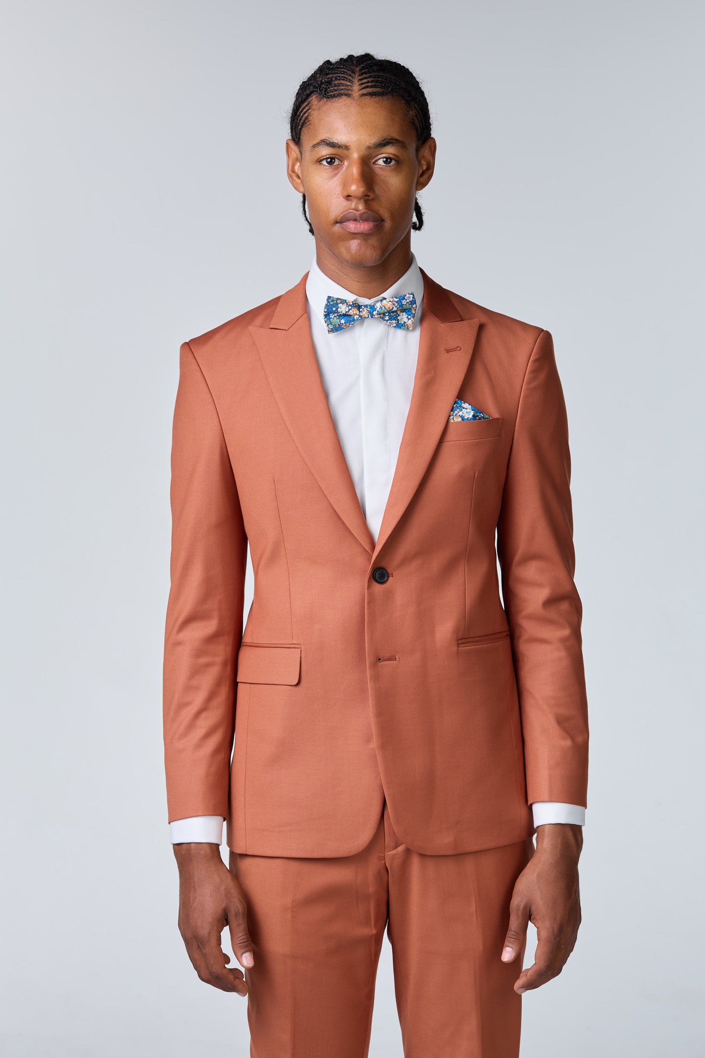 Terracotta Anzug mit steigendem Revers - essentials