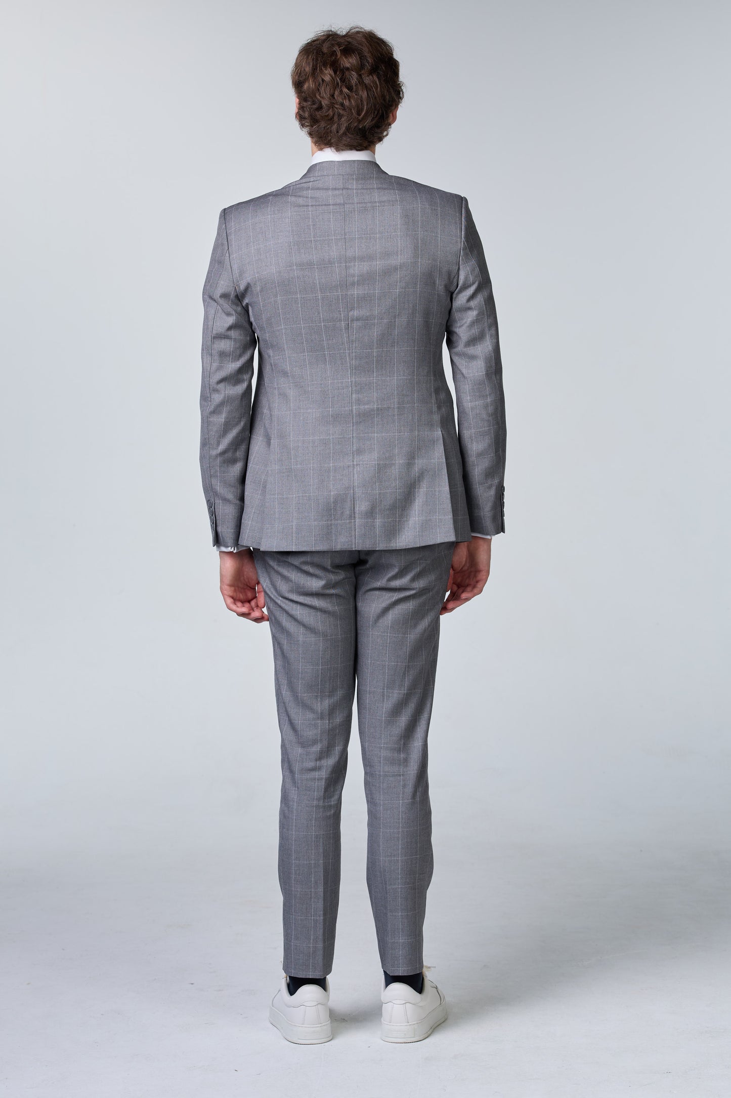 Grau karierter Anzug - budget