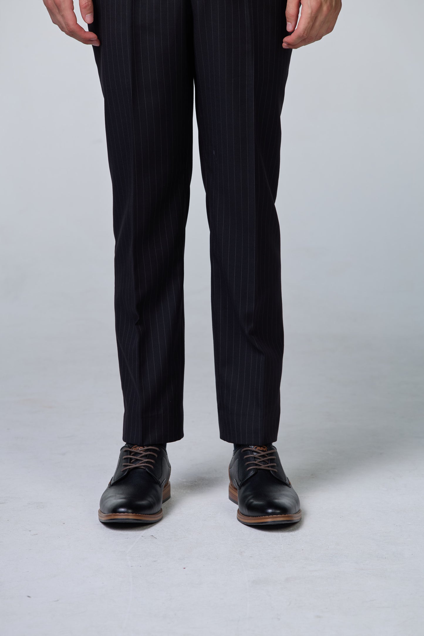 Nadelstreifen Anzug Schwarz