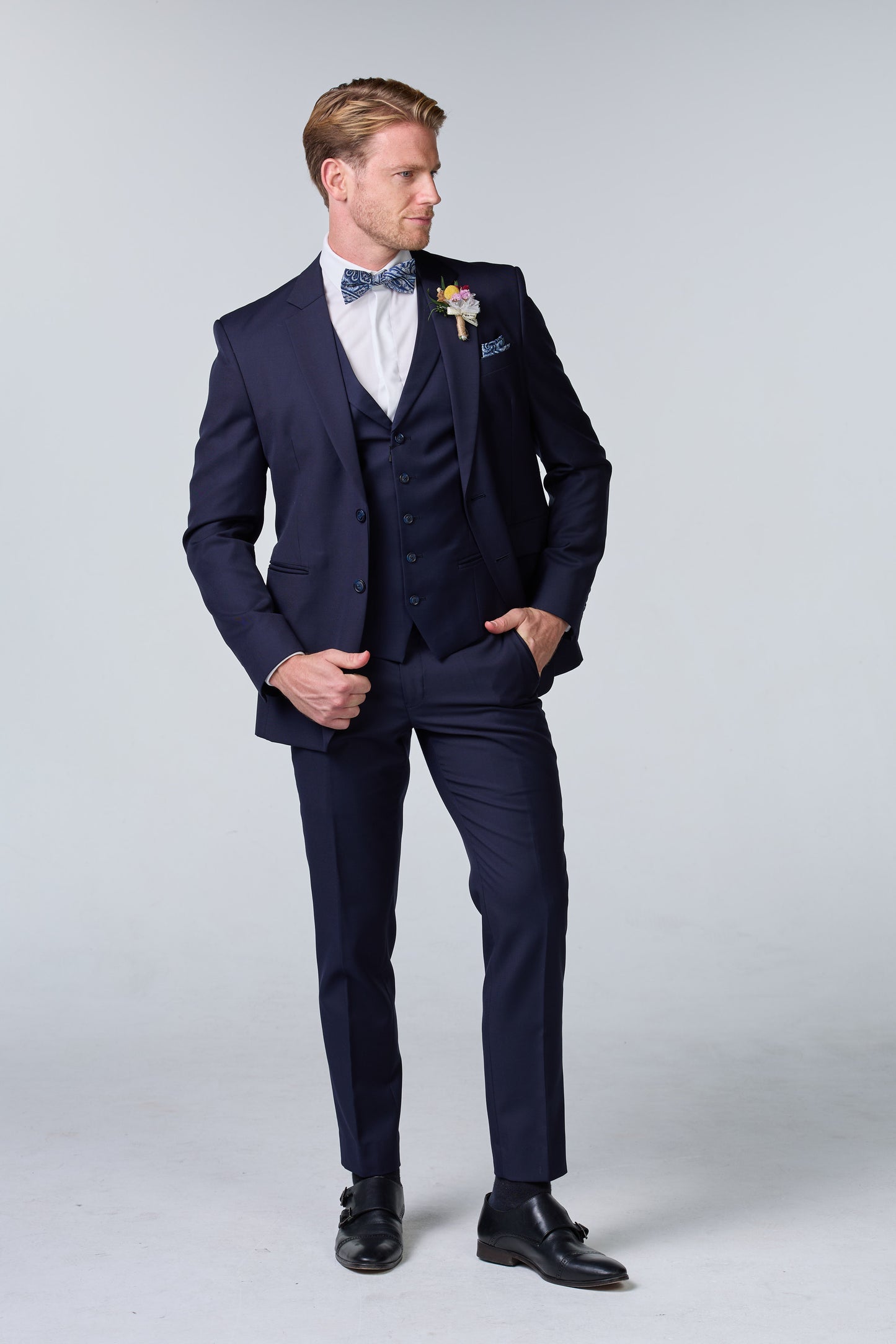 Dreiteiliger Bräutigam-Anzug Blau - essentials
