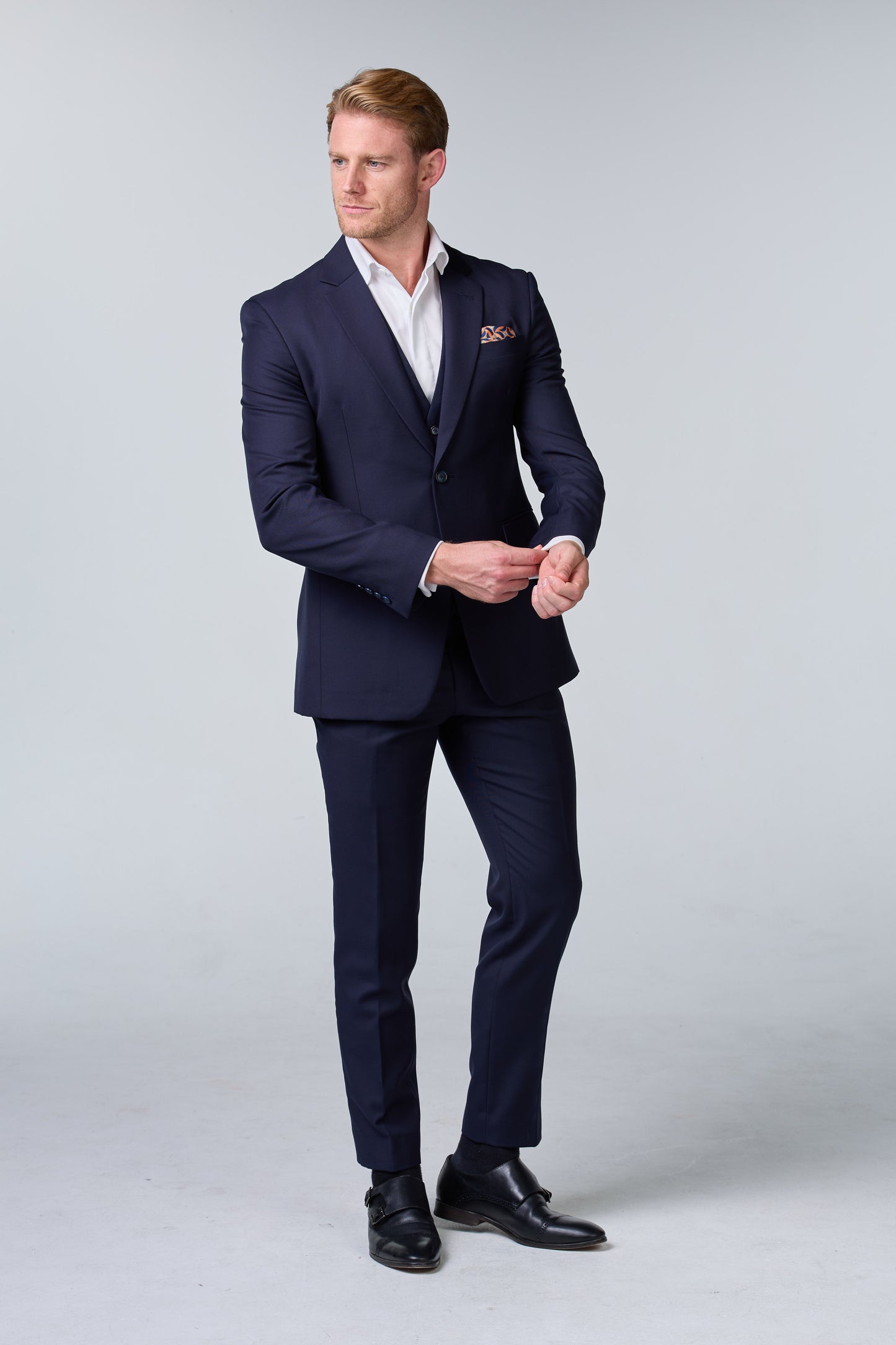 Dreiteiliges Business Outfit - essentials